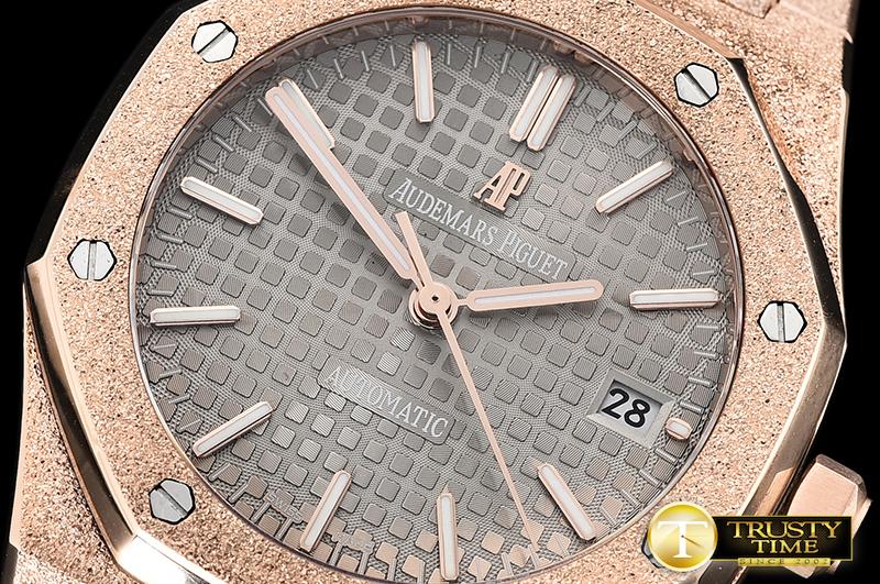 AP0513B - AP Royal Oak 37mm – Image 4