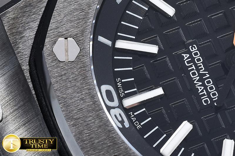 AP0520 - Royal Oak Diver – Image 6