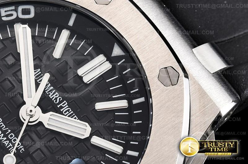 AP0592 - Royal Oak Offshore Diver - Image 6