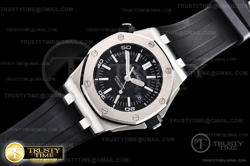 AP0592 - Royal Oak Offshore Diver - Image 2