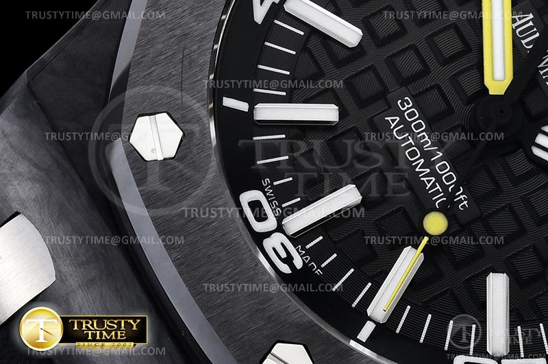 AP0610 - Royal Oak Diver – Image 6