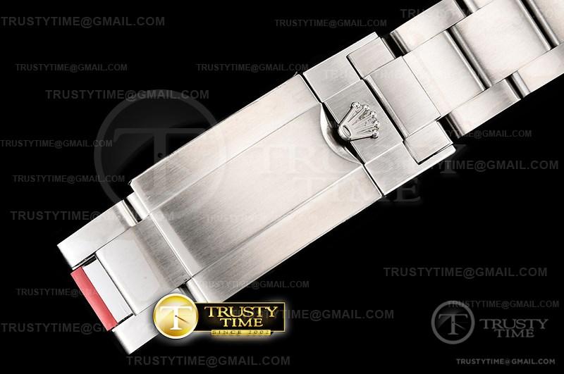 ROLEXP2043B -Explorer II 216570 - Image 11