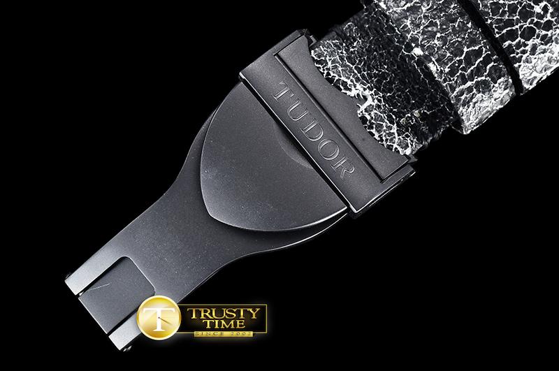 TUD051 - Heritage 2016 Black Bay - immagine 8
