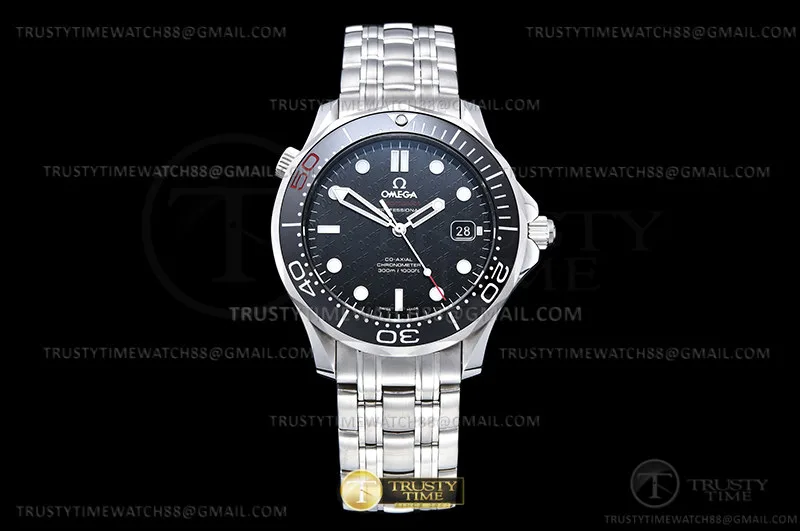 OMG0796 - SM300 James Bond 50th Anniv Cer Bez SS/SS BPF A2824
