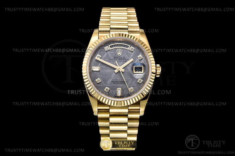 RDD0277C - DayDate 36mm Pre Flu YG/YG Met/Dia RAF A2836