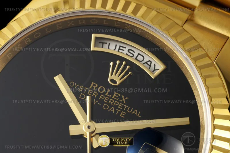 RDD0280E - DayDate 36mm Pre Flt YG/YG Oynx Blk RAF A2836