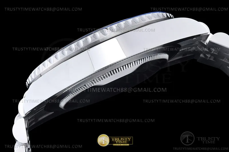 ROLGMT0287A - GMT II 126710 Batgirl 904 Jub SS/SS ARF SH3285