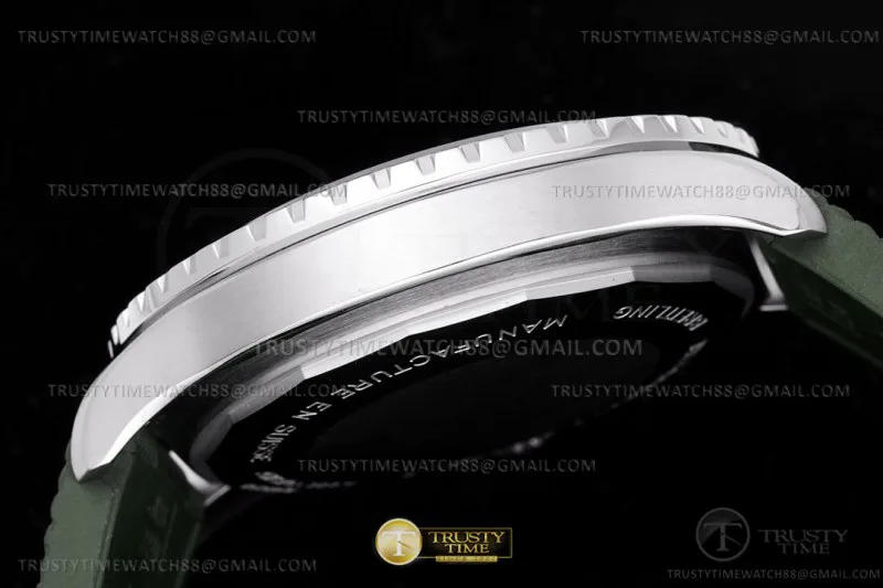 BSW0508D - Superocean 42mm Black SS/RU Org BLS Asia 2824