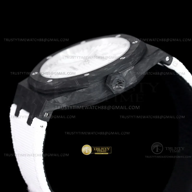 AP0852 - Royal Oak 15400 Wht Blk CAR/NY White INAF MY9015