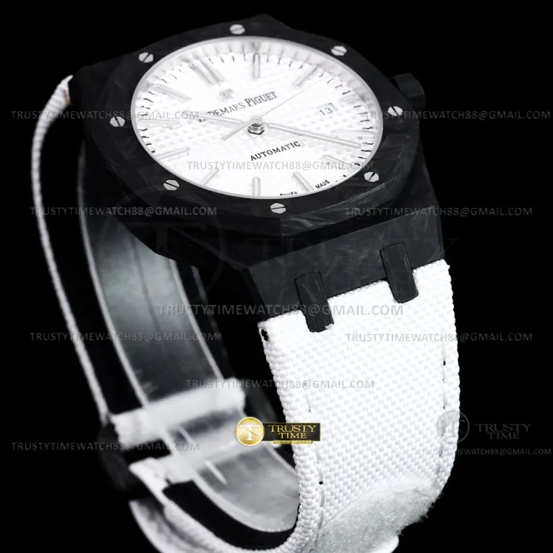 AP0852 - Royal Oak 15400 Wht Blk CAR/NY White INAF MY9015