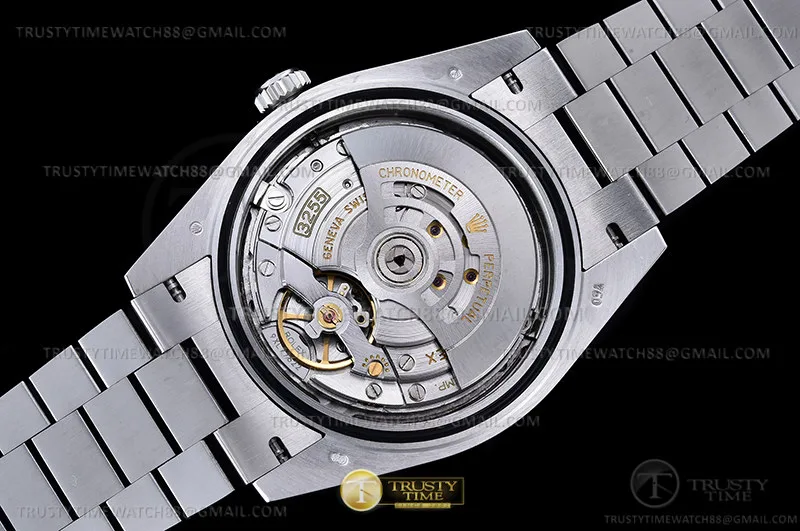 RDD0286I - DayDate 40mm Flt Pres SS/SS I-Blue/Rm EWF VR3255