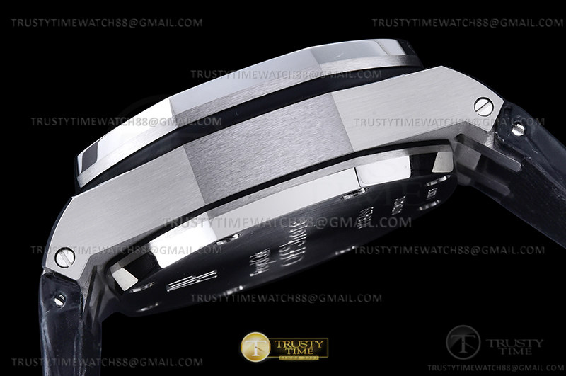 AP ROO Chronograph SS/LE Blk/O-Num APF 7750 Mod - Image 12
