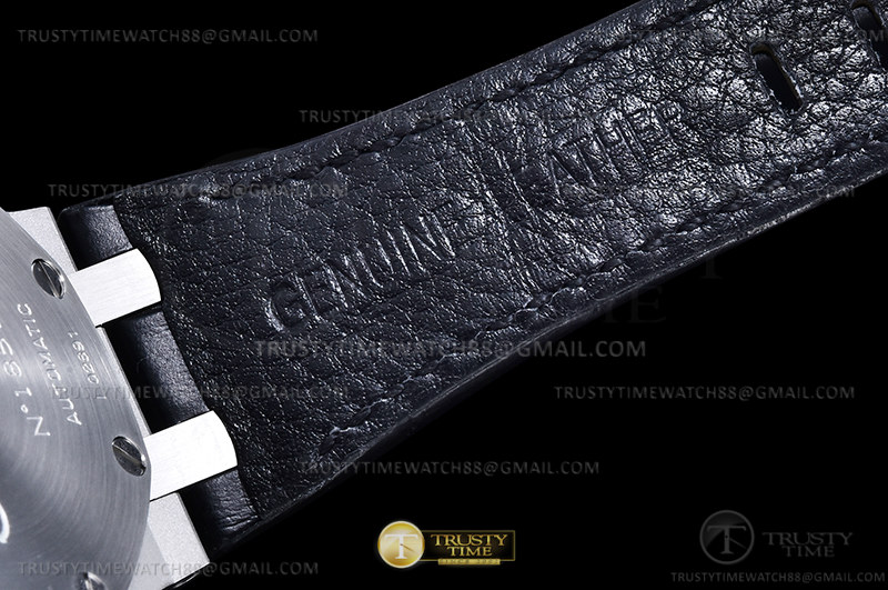 AP ROO Chronograph SS/LE Blk/O-Num APF 7750 Mod - Image 15
