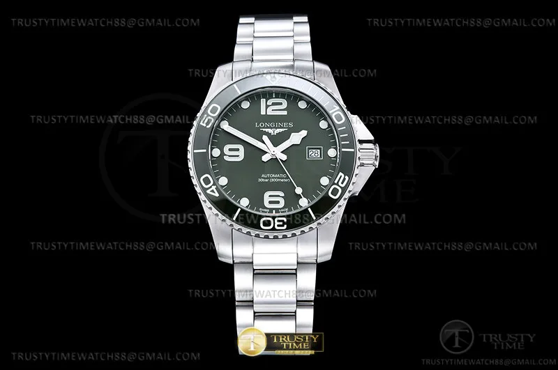 LON048C - HydroConquest Uomo 43mm SS/SS Verde XF A2892