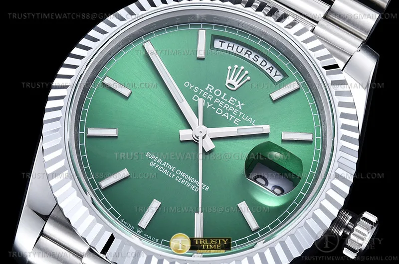 RDD0289F - DayDate 40mm 904L Flt SS/SS Grn/Stk GMF VR3255