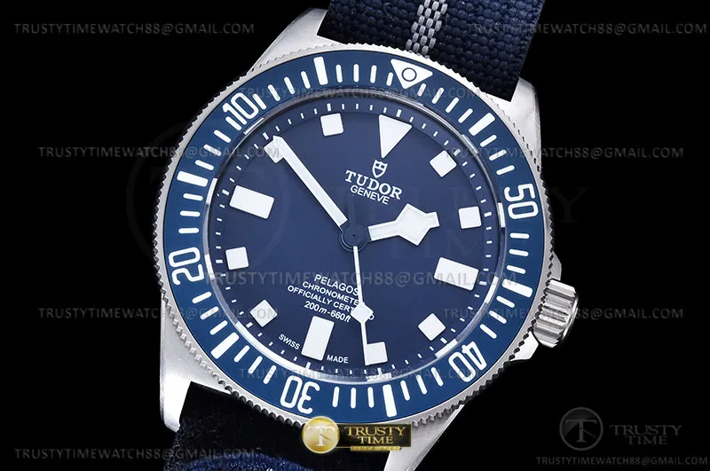 TUD101A - Tudor Pelagos FXD 25707B TI/NY Blue M+F 8N24