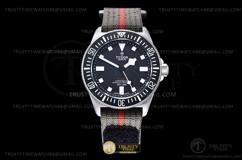 TUD101B - Tudor Pelagos FXD 25717N TI/NY nero M+F 8N24