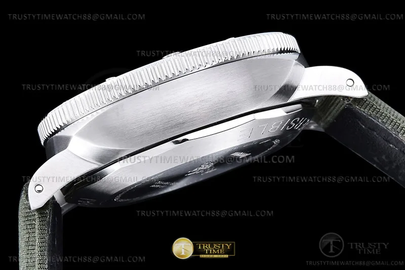 PN1287TNY - Submersible QuarantaQuattro 44mm SS/NY Grn TTF P900