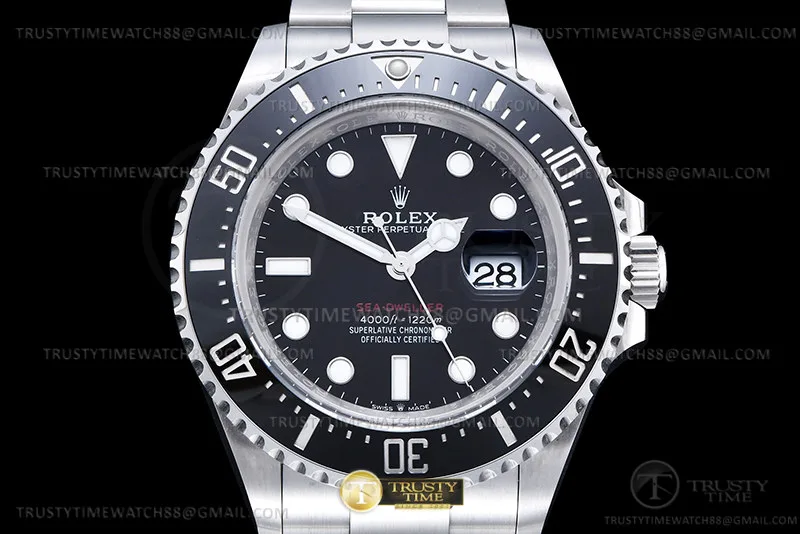 ROLSD0132 - Seadweller 126600 43mm 904L SS/SS Blk Clean VR3235