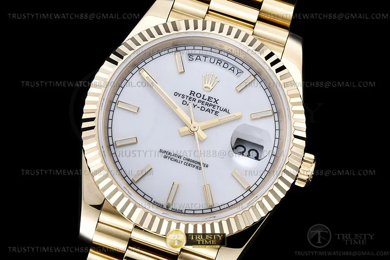 RDD0316A - DayDate 40mm 904L Flt YG/YG Wht/Stk GMF A2836