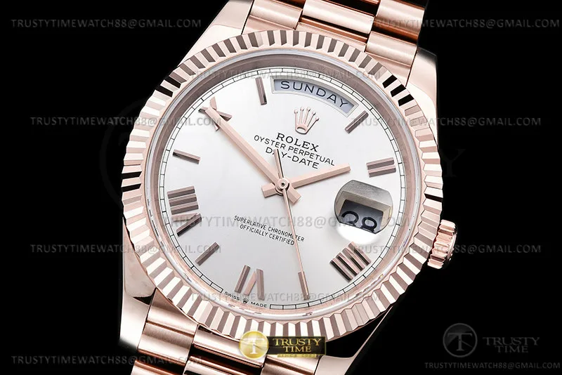 RDD0324B - DayDate 40mm 904L Flt RG/RG Silv/Rm/Stk GMF VR3255