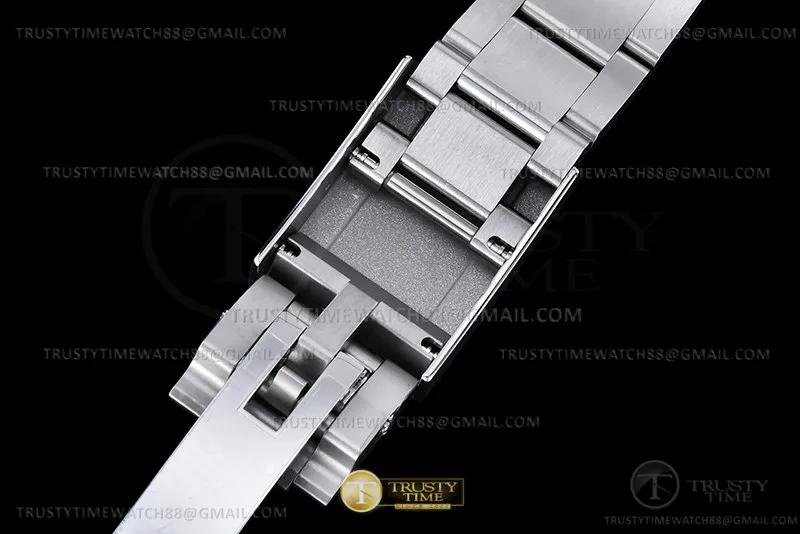 ROLDYT0516A - Daytona 126500 904L SS/SS White/Stk ZF SH4131