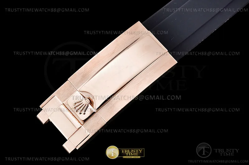 ROLDYT0538F - Daytona 116515 CER RG/RU White/Stk GDF A3836