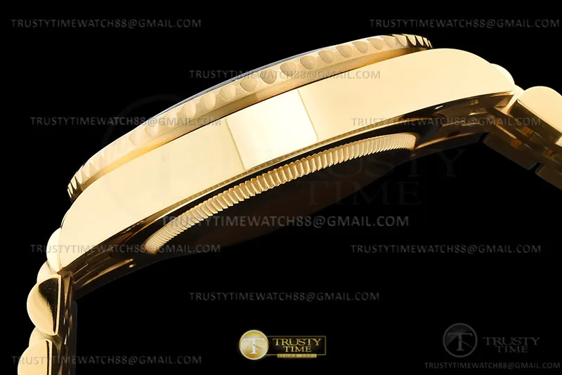 ROLGMT0324 - GMT II 126718GRNR 904 Jub Wt YG/YG GOLD SH3285 CHS