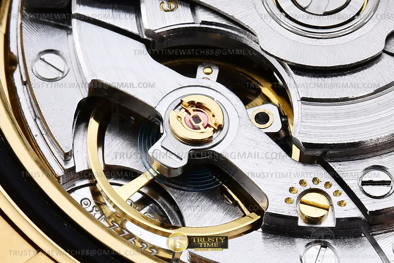 ROLGMT0324 - GMT II 126718GRNR 904 Jub Wt YG/YG GOLD SH3285 CHS