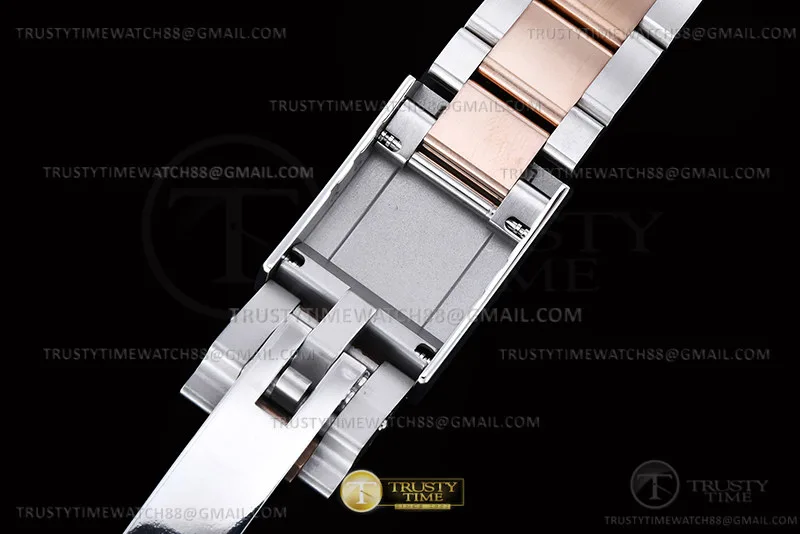 ROLGMT0325 - GMT II 126711 904L Wt RG/SS Blk ARF SH3285 CHS