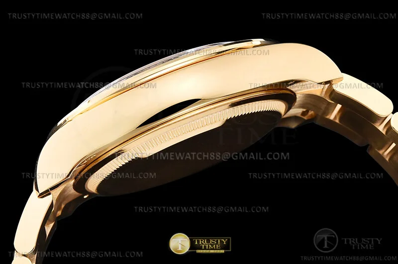 ROLDYT0600A - Daytona 126508 YG/YG Gold/Stk 904L Clean SH4131