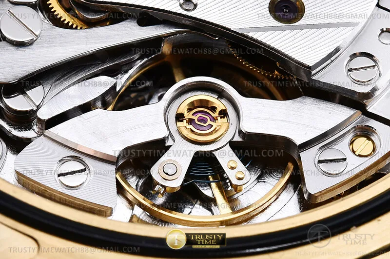 ROLDYT0600A - Daytona 126508 YG/YG Gold/Stk 904L Clean SH4131
