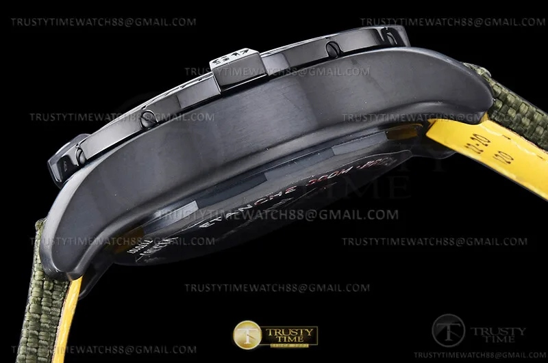 BSW0528A - Avenger Chrono 45mm PVD/NY/LE Kha/Num TF A7750