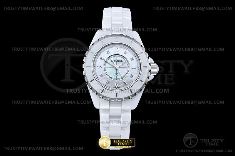 CHA027E -XHANEL J-12 33mm Wht CER/CER W-MOP/Dia HTF Qtz