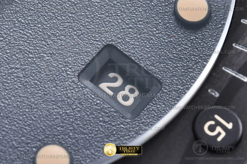 PN1513VRU - PAM 1513 Sub GMT N.Seals 44mm CAR/RU G-Blk VSF P900