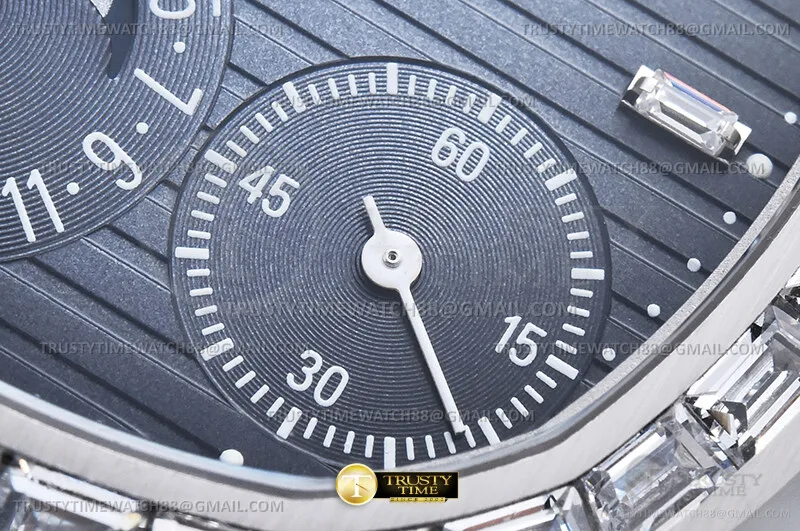 PP0517A - Nautilus Moon Phase 5724G SS/LE Grey PPF V3 A240