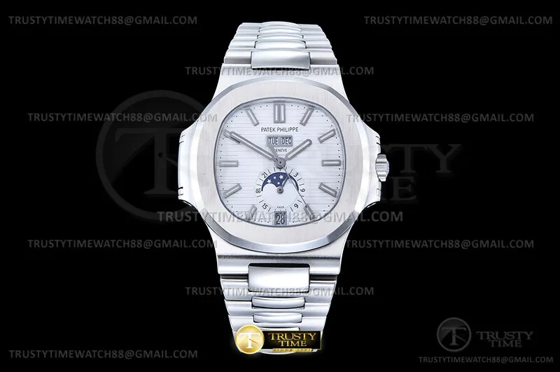 PP0526A - Nautilus Annual Cal. 5726A SS/SS White DF MY9015