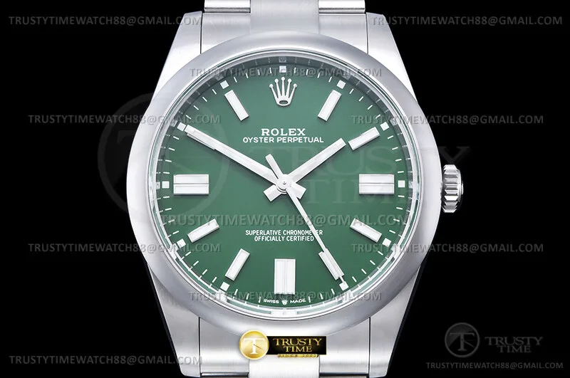 ROYP049C - Oyster Pert 41mm 124300 Oys SS/SS Green VSF V2 VS3230
