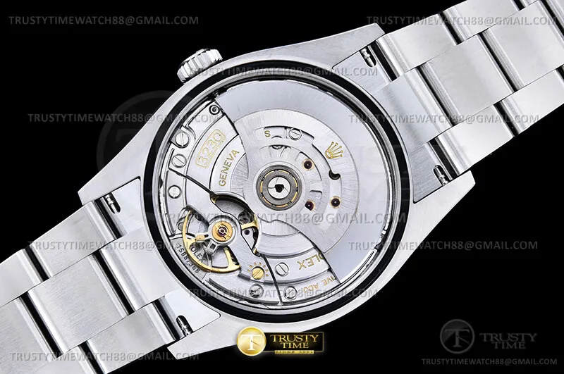 ROYP051A - Oyster Pert 36mm 904 126000 SS/SS P.Grn VSF V2 VS3230