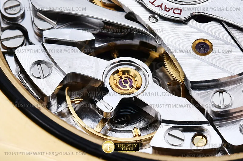 ROLDYT0723H - Daytona 126518 CER Wt YG/RU Met/Blk/Stk UFO UF4131