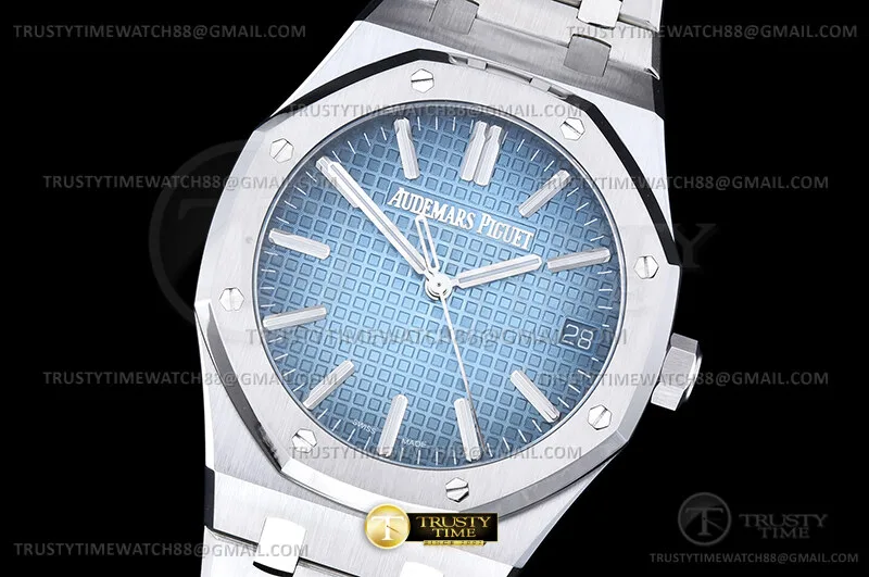 AP0930 - Royal Oak 41mm 15510 SS/SS Smoked Ice Blue ZF A4302