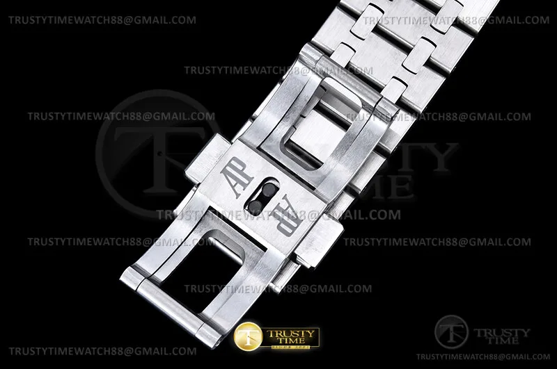AP0930 - Royal Oak 41mm 15510 SS/SS Smoked Ice Blue ZF A4302