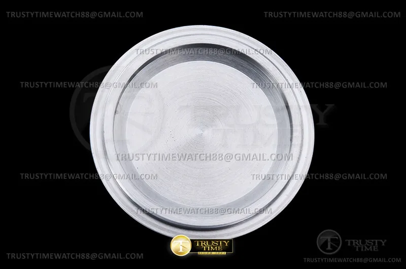 TUD123B - Black Bay 68 M7943A1A0NU 43mm SS/SS Blue ZF A2824