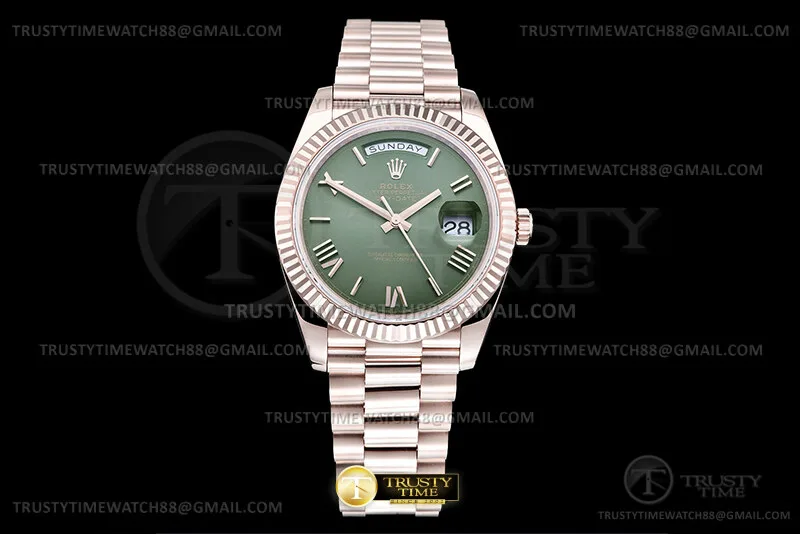 RDD0375B - DayDate 40mm Flt Wt RG/RG Grn/Rm/Stk QF V8 SH3255