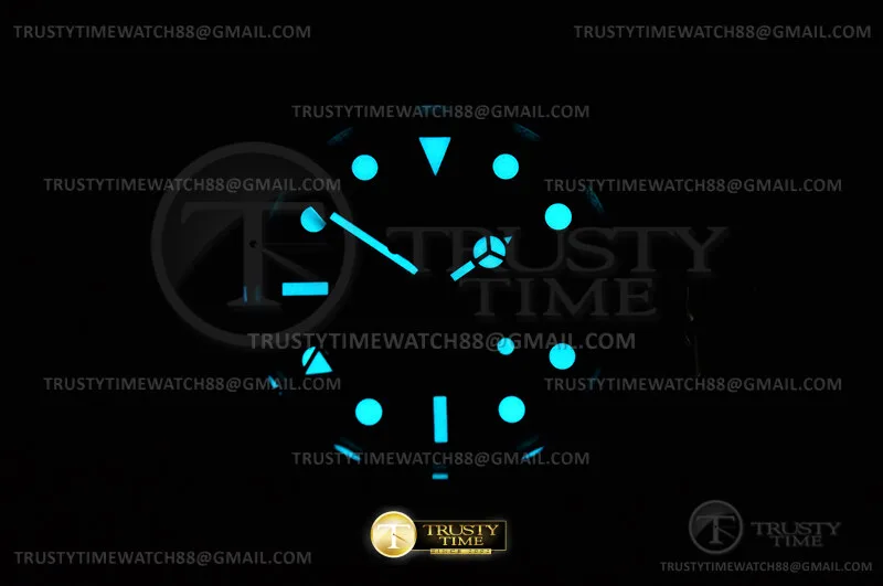 ROLGMT0377C - GMT II 126710GRNR Oys SS/SS Blk PLAY VR3285v3