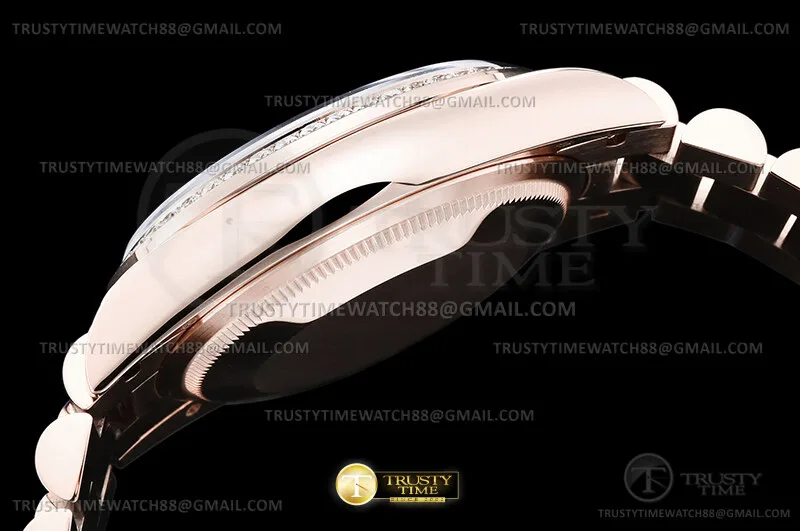 RDD0386E - DayDate 36mm 904L Dia Wt RG/RG Wht MOP/B.Dia KF A2836