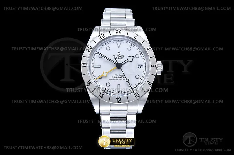 TUD127A - Black Bay Pro GMT SS/SS White ZF VR3186 CHS