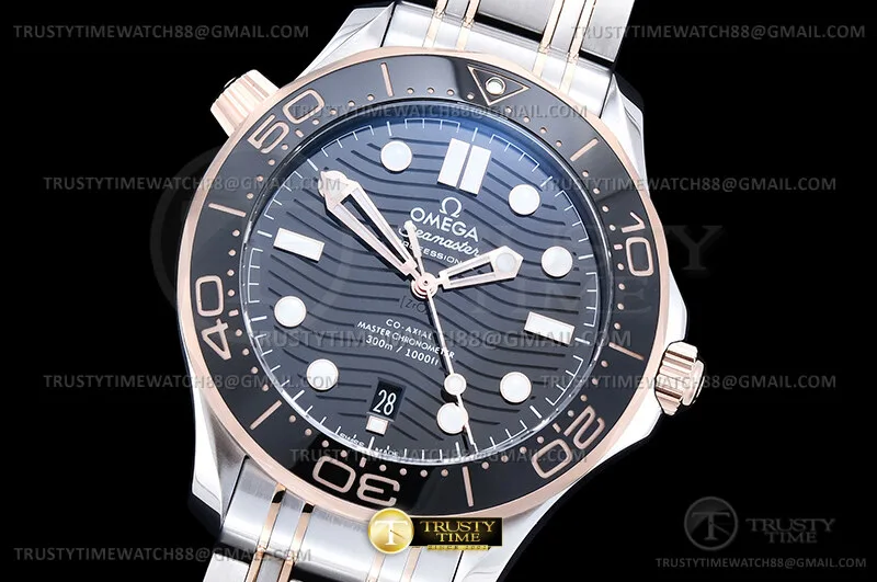 OMG0930D - Seamaster 300m 2018 RG/SS Black ORF OR8800