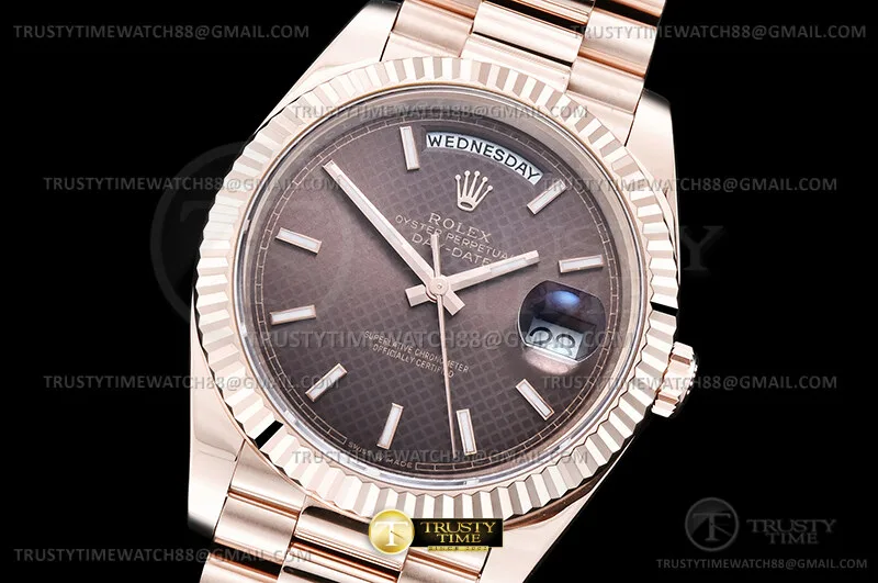 RDD0402M - DayDate 40mm Flt Wt RG/RG M.Brwn/Stk EWE V2 A3255