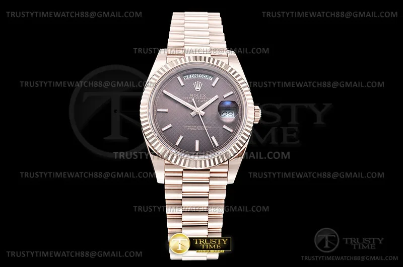 RDD0402M - DayDate 40mm Flt Wt RG/RG M.Brwn/Stk EWE V2 A3255